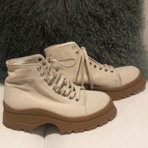 Sister X Souer Dixie Cream High-Top Bootie, 39